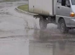 Сегодня дождь и лужи по колено, а завтра – каток и мороз: такой январь в Волгодонске