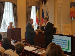 В Администрации Волгодонска чествовали почетных юбиляров города