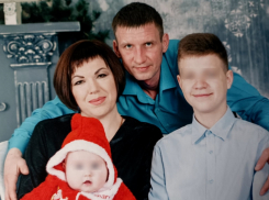 «Расскажу сыну, что его отец был Героем»: вдове мобилизованного из Волгодонска вручили на хранение его орден Мужества