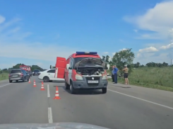 ДТП на трассе Волгодонск – Ростов: очевидцев аварии у поворота на хутор Семенкин просят откликнуться