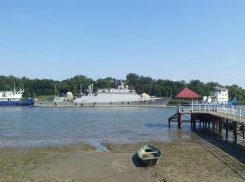 Боевые корабли Черноморского флота прошли по Волго-Донскому судоходному каналу