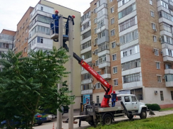 В новом городе построили около километра новых электросетей 