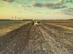 Молодой водитель ранним утром перевернулся на трассе Волгодонск - Зимовники