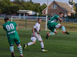 «Ростсельмаш» дышит в спину «Волгодонску» после его ничьей с «Кобартом»