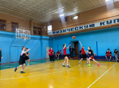 В Волгодонске определили лучшие студенческие команды в баскетболе 3х3