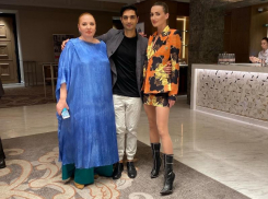 В шоу показов дизайнерской одежды приняла участие волгодончанка Вера Роман 