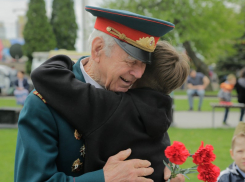 «Защита Родины – священный долг каждого»: колбасный цех «Колизей» поздравил волгодонцев с Днем Победы
