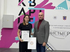 Трио юных волгодончанок привлекло внимание антикоррупционной работой