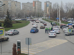 «Тонировка» под запретом: сотрудники ГАИ провели рейд в Волгодонске