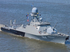 Экипаж корабля «Волгодонск» подготовили к возможному затоплению