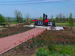 Волгодонец оказался в шоке от восхитительной красоты нового памятника в Константиновском районе 
