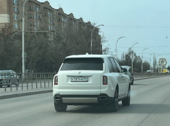 Внедорожник за 73 миллиона рублей известного бизнесмена-мецената заметили в Волгодонске  