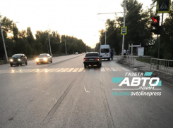 Черная «Волга» сбила пожилую женщину в старой части Волгодонска