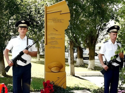 Обелиск памяти: 20 лет назад в Волгодонске был построен памятник погибшим милиционерам 