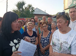 Украли воду на 25 миллионов: власти выявили массовые хищения из водопроводной системы страдающего от жажды поселка Саркел 