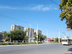 Лежачие полицейские на проспекте Строителей: за или против