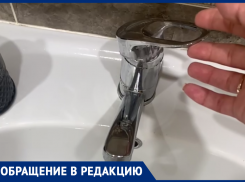 Жара, изношенные насосы, бесконечные отмазки: жители Зимовников устали ждать воды