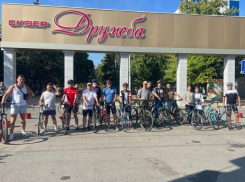 «Вместе против террора»: в День солидарности борьбы с терроризмом в Волгодонске прошел велопробег