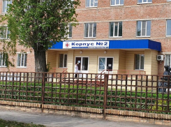 Пять новых пациентов с COVID-19  были доставлены в госпиталь Волгодонска 