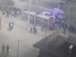 Девочки на самокате погибли при столкновении с машиной в центре Волгодонска