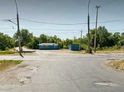 На Жуковском шоссе КУИ снесет нелегальный торговый павильон