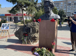 87 лет со дня рождения: в Волгодонске почтили память Александра Тягливого