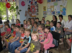 В детской библиотеке №8 Волгодонска  дошколятам рассказали об истории создания кириллицы