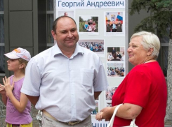 Встречался с жителями и проводил праздники в 2019 году депутат Георгий Ковалевский