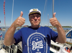 Через Волгодонск прошла яхта британца, отправившегося на ЧМ в Волгоград