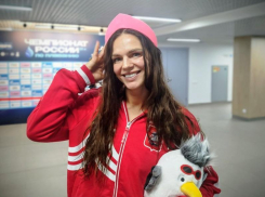 18-летняя фанатка обошла Юлию Ефимову на финале Чемпионата России по плаванию 