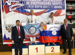 Россыпь наград завоевали волгодонцы на Всероссийских соревнованиях по каратэ