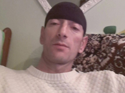 Спровоцировавший ДТП с поездом в Котельниково водитель КАМАЗа скончался