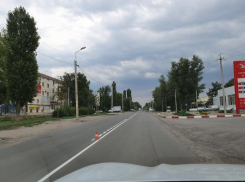На отремонтированной автодороге по улице Степная нанесли новую дорожную разметку