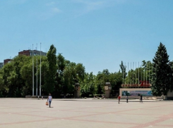  На входе в парк Победы достроят арку