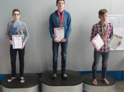 Юный волгодонец стал чемпионом области по плаванию и покорил «Веселый дельфин»