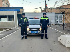 Доставить беременную женщину в роддом помогли сотрудники госавтоинспекции Волгодонска 