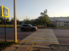 Водитель «Чангана» сбил на пешеходном переходе молодого человека в Волгодонске