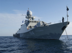 «Волгодонск» «отразил» атаку врага на Каспии