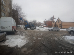 Коммунальщикам поставили задачу откачать всю воду с улиц Волгодонска до ночи