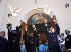 В праздник Благовещения Пресвятой Богородицы  в кафедральном соборе Рождества Христова состоялось торжественное богослужение 