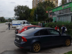 Ложная тревога: оставившего в «Пятерочке» подозрительную коробку волгодонца ищет полиция