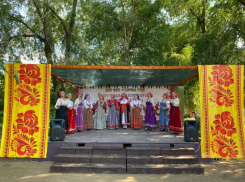 Многожанровый фольклорный фестиваль «Наследие» прошел в Волгодонске 
