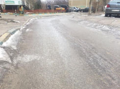 Волгодонцы жалуются на бездействие управляющих компаний во время гололеда 