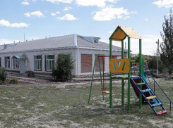 На 64% выполнен затянувшийся ремонт детсада «Журавлик» в Цимлянском районе