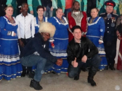 Африканцы вновь посетили казачий курень в волгодонском Красном Яру 