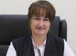 Вместо 1,5 лет лишения свободы - штраф 40 тысяч: суд отменил приговор главе администрации Дубовского района