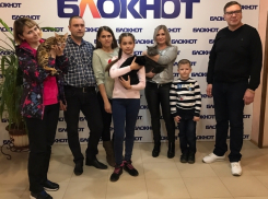 Победители конкурса «Мартовский кот» забрали свои долгожданные призы