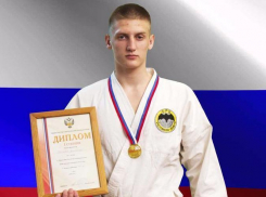 Чемпион мира Александр Бобырев отмечает День рождения
