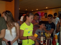 В Волгодонске празднование Дня города началось с грандиозного «застолья»