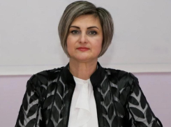 Экс-волгодончанка Альбика Мельникова официально возглавила Цимлянский район: с чего начнется ее руководство 
